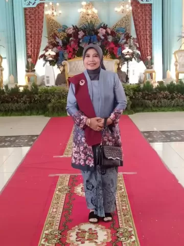 SUMIASTUTI, S. Pd., MM. Pd.